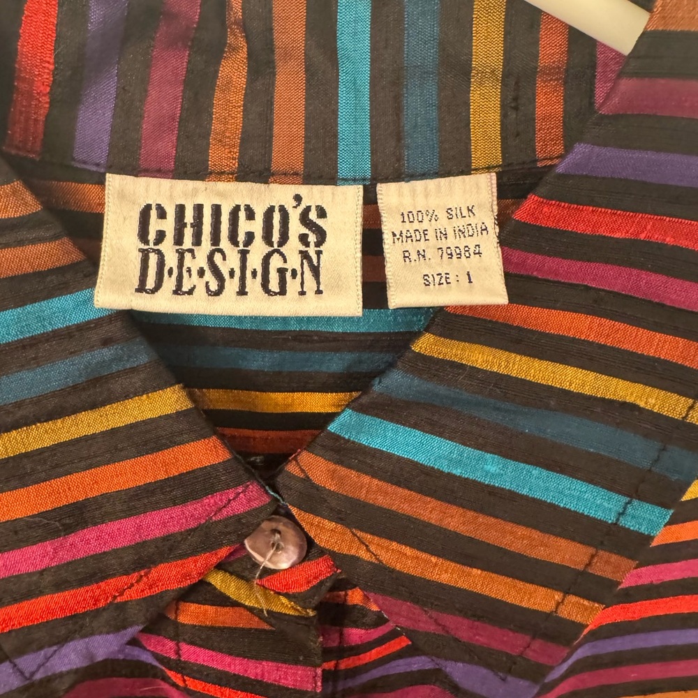CHICOS‎ - Picture 5 of 10